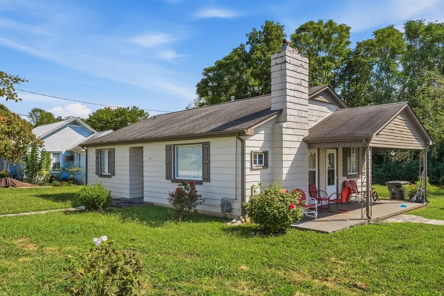 121 Walker St, Sparta, TN 38583