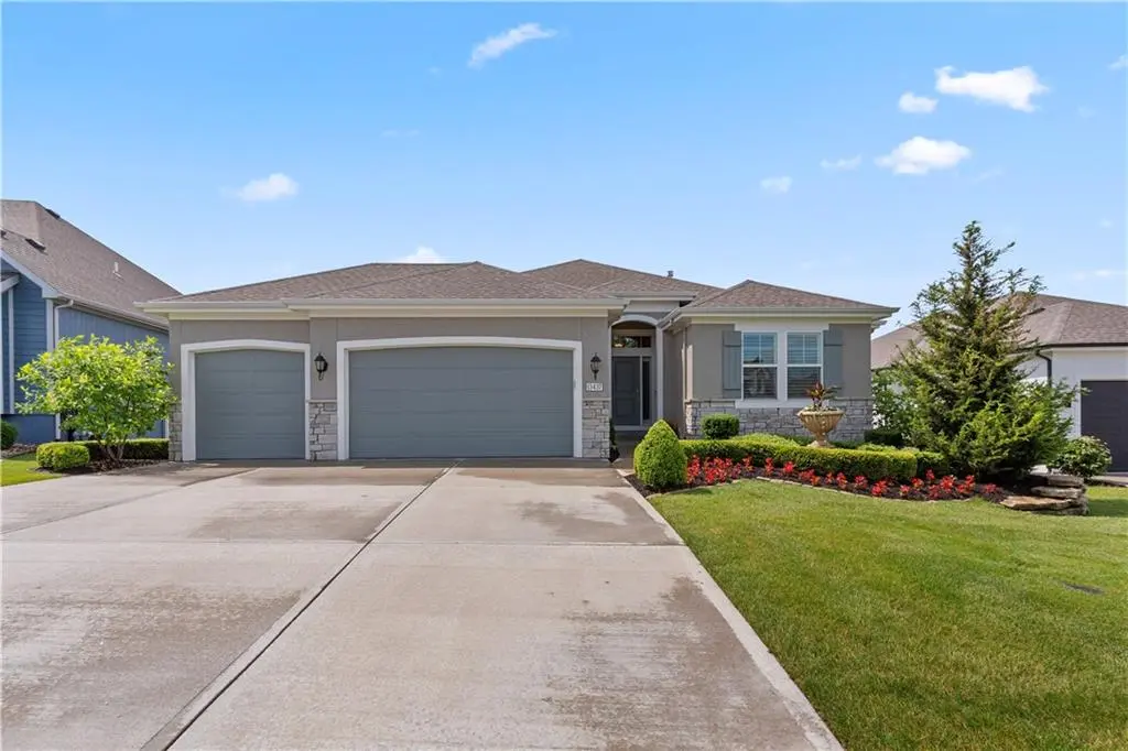 13437 W 148th CIR, Olathe, KS 66062