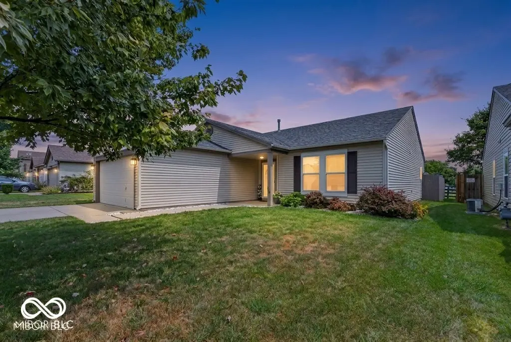 3335 Summer Breeze LN, Indianapolis, IN 46239
