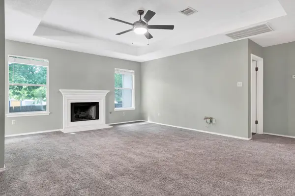 1415 Quicksilver CIR, Round Rock, TX 78665