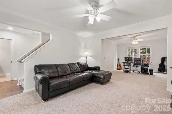 138 Nahcotta DR, Mooresville, NC 28115