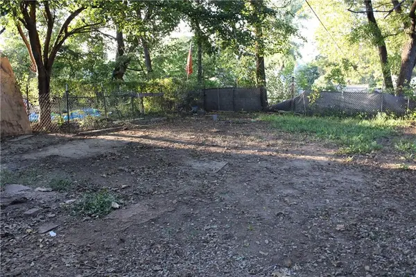 1044 Barnett AVE, Kansas City, KS 66102