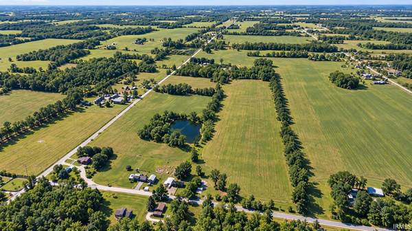 000 W 750 S ***, Wolcottville, IN 46795