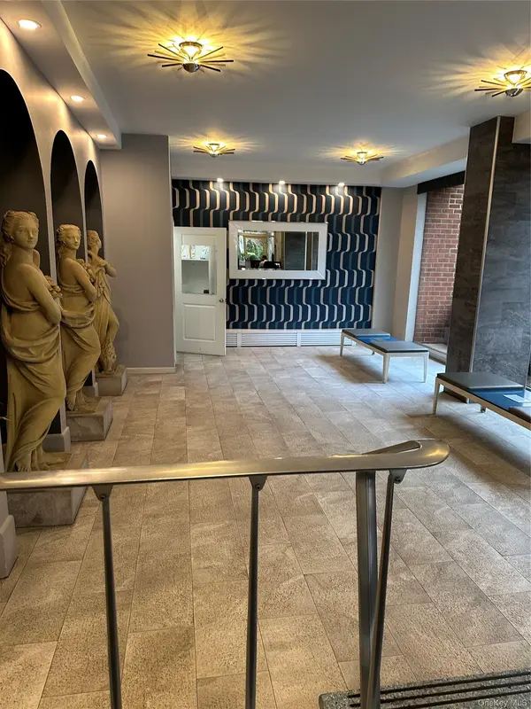 3215 H AVE #3p, Brooklyn, NY 11210