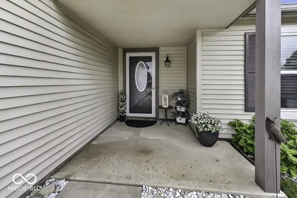 3335 Summer Breeze LN, Indianapolis, IN 46239