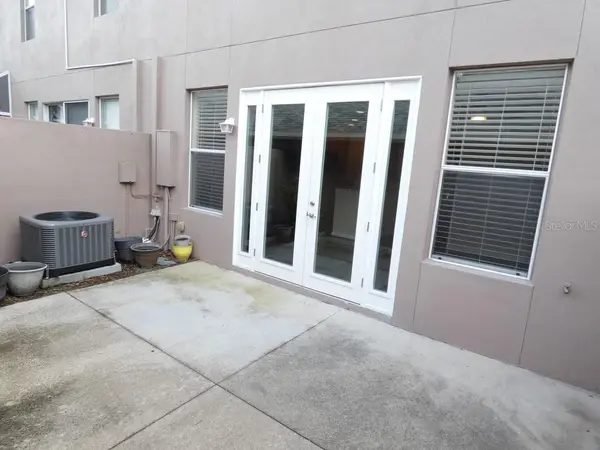 11506 FOUNTAINHEAD DR, Tampa, FL 33626