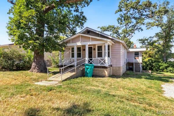 21 Williams DR, Sullivan, MO 63080