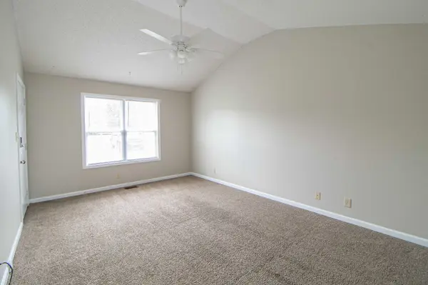 1957 Timberline Cir, Oak Grove, KY 42262