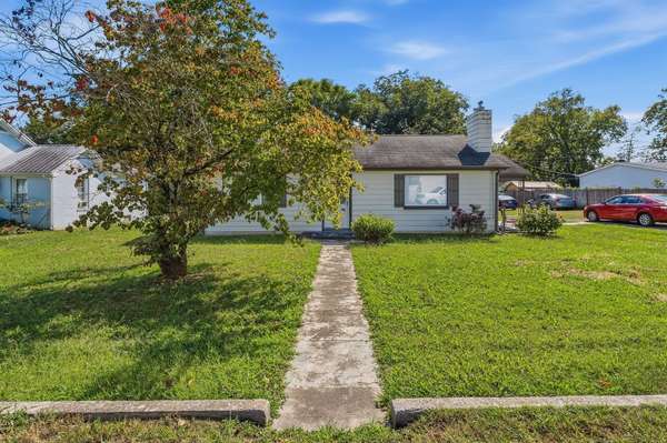 121 Walker St, Sparta, TN 38583
