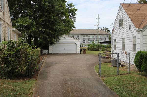 831 Dewees Ave, Nashville, TN 37204