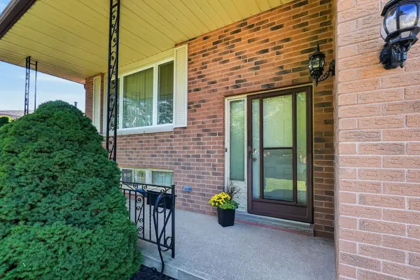67 College Park DR, Welland, ON L3C 6Z7