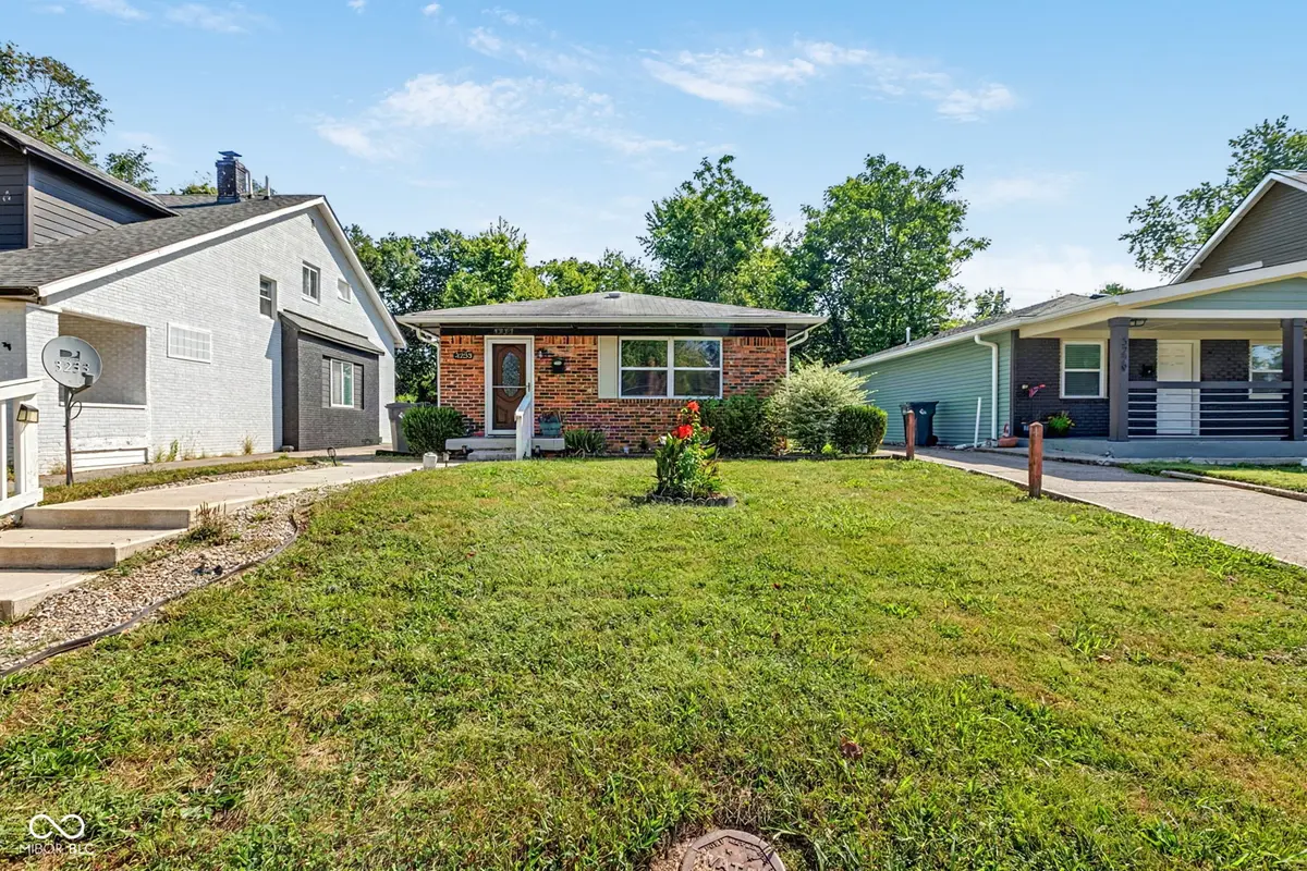 3233 N Arsenal AVE, Indianapolis, IN 46218