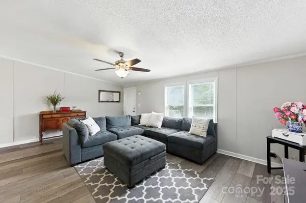 1001 Olde Creek TRL, Concord, NC 28025