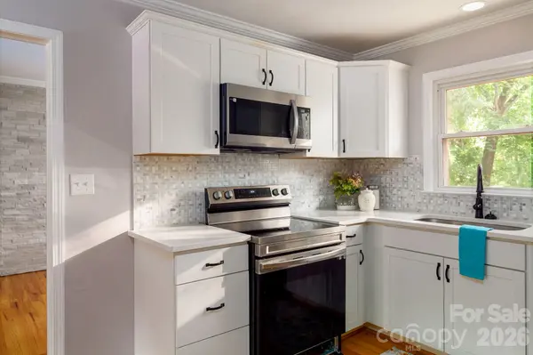 112 Delta ST, Lexington, NC 27295