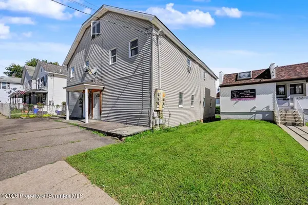 206-208 Union ST, Taylor, PA 18517