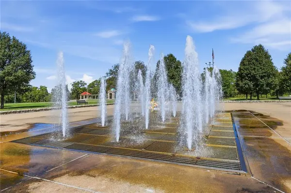 305 Bellefontaine AVE, Kansas City, MO 64124