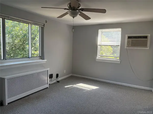 263-21 73rd AVE #2nd Floor, Glen Oaks, NY 11004