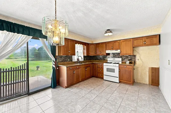 6730 N Michigan RD, Fairland, IN 46126