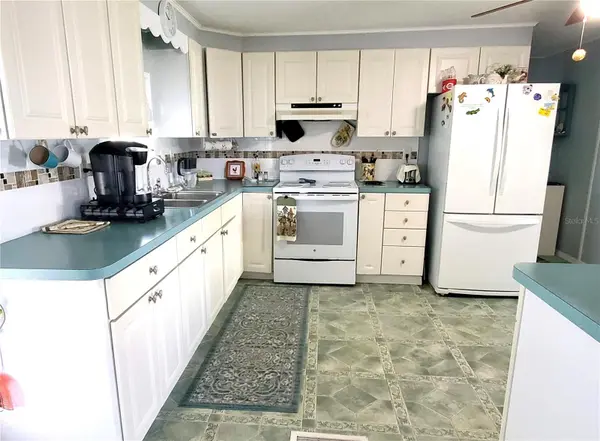 176 W MANATEE LOOP, Punta Gorda, FL 33950