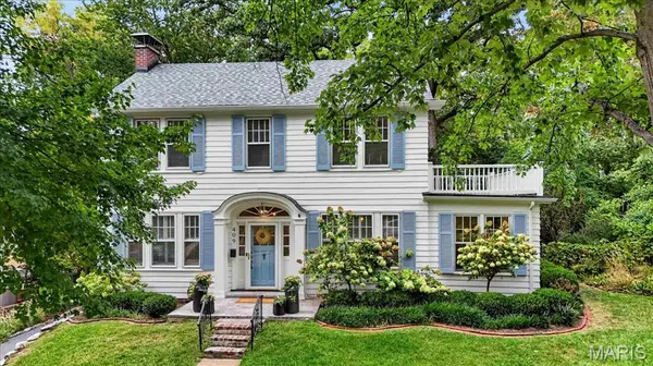 409 Belleview AVE, Webster Groves, MO 63119