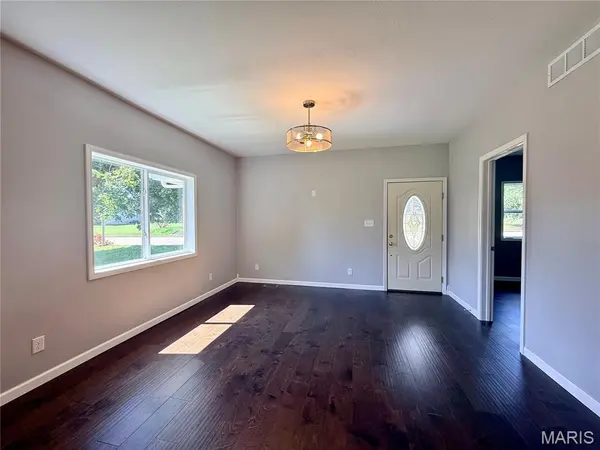 501 Holly ST, Perryville, MO 63775