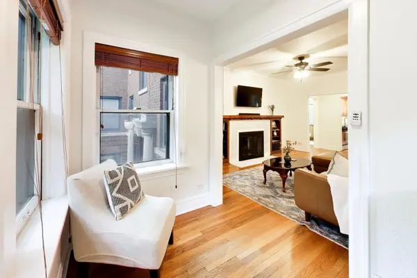815 Lake ST #1S, Oak Park, IL 60301
