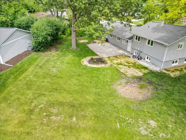 590 Durham CT, Hoffman Estates, IL 60169