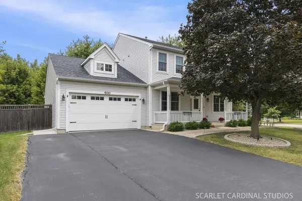 400 Kensington DR, Oswego, IL 60543