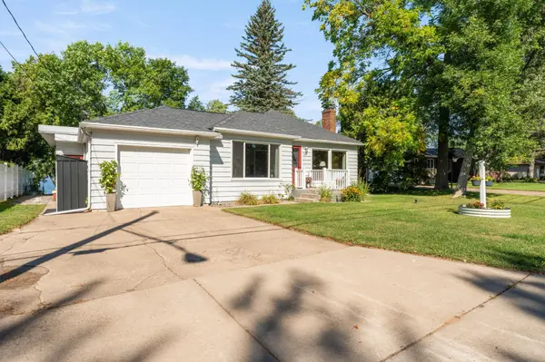 1019 Riverview DR, Little Falls, MN 56345