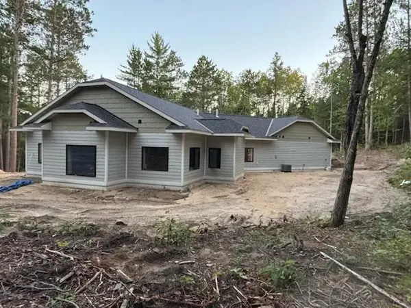 13960 Hilltop DR NE, Bemidji, MN 56601