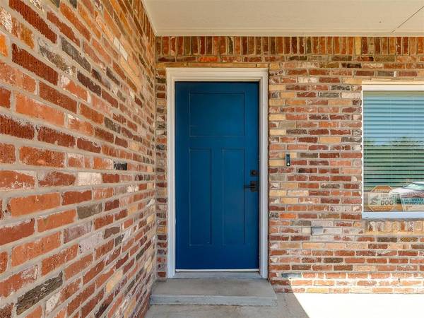 705 NE 38th ST, Oklahoma City, OK 73105