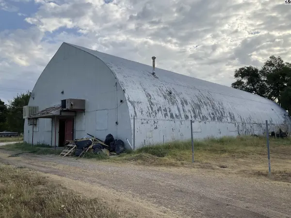 140 N Virginia, Lyons, KS 67554