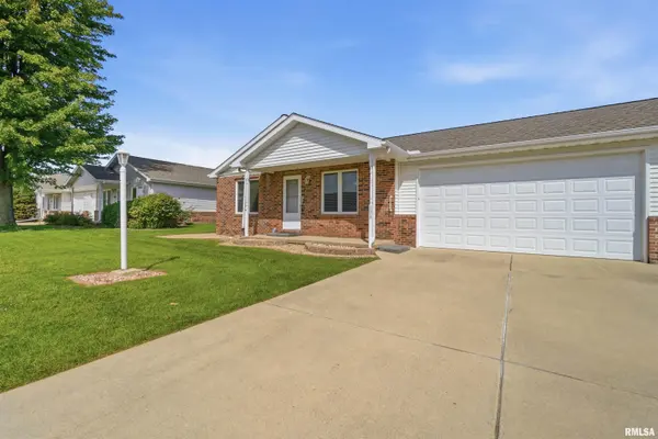 203 EASY ST, Washington, IL 61571