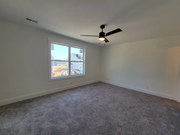 312 Front Ridge Cir, Clarksville, TN 37040