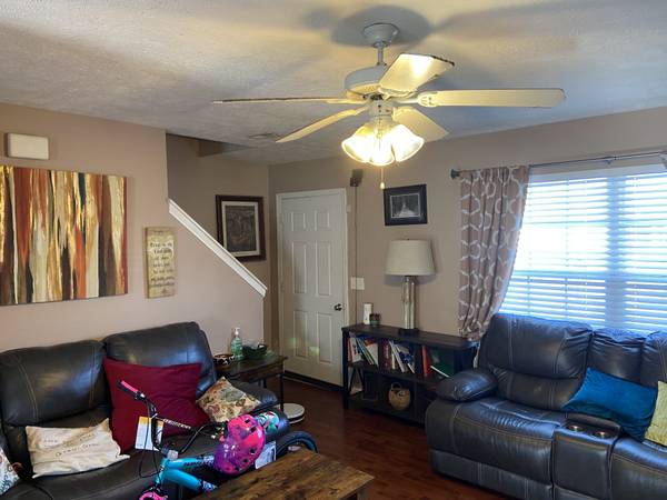 203 Meigs Dr, Murfreesboro, TN 37128