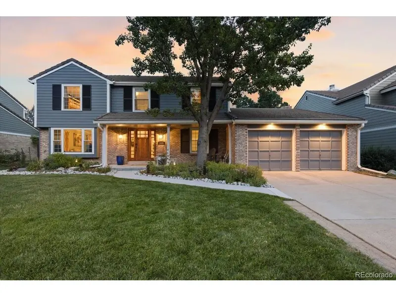 8806 W Prentice, Littleton, CO 80123
