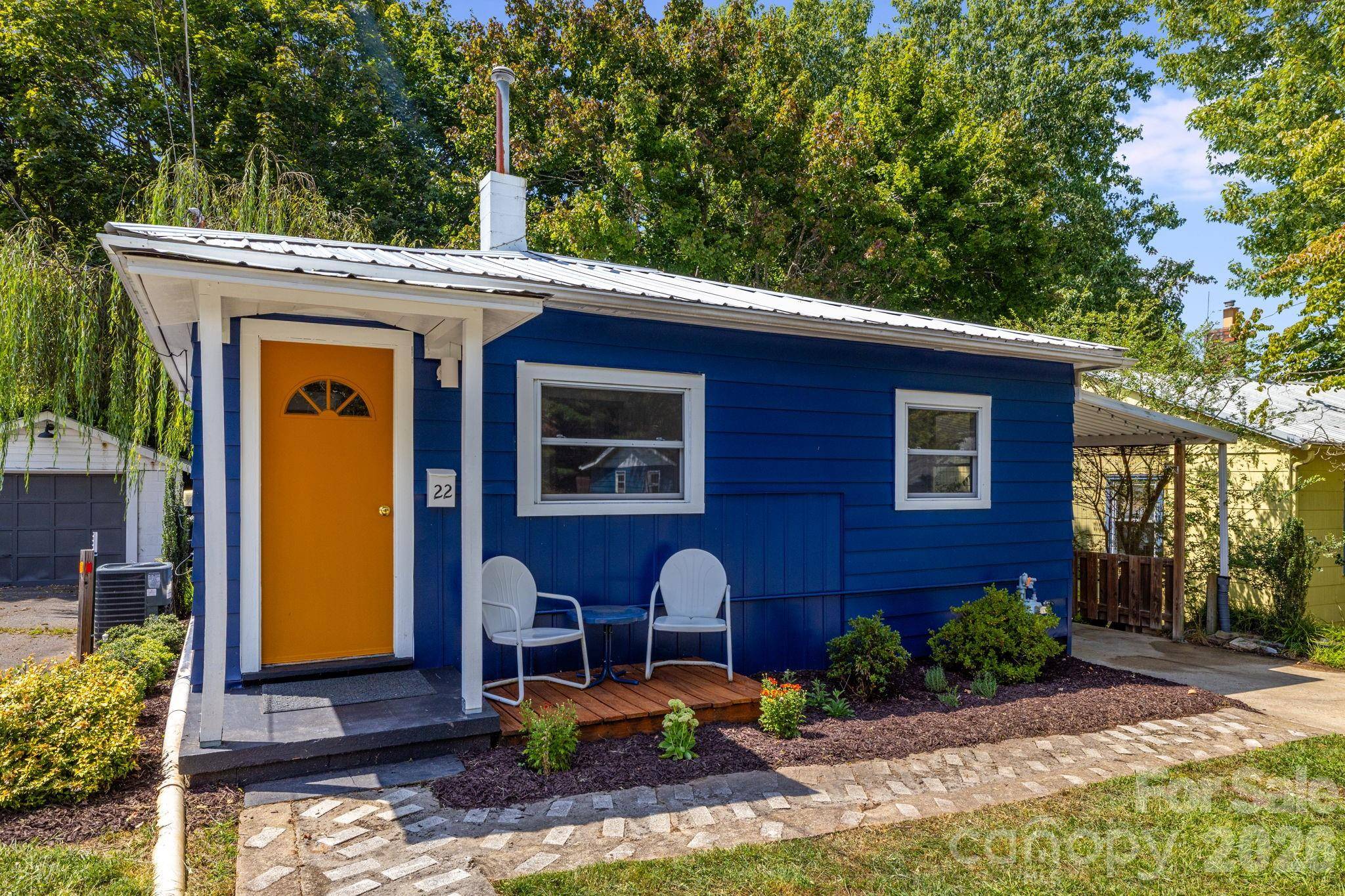 22 Jarrett ST, Asheville, NC 28806