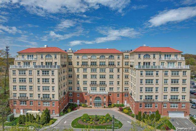 10 Byron PL #310, Larchmont, NY 10538