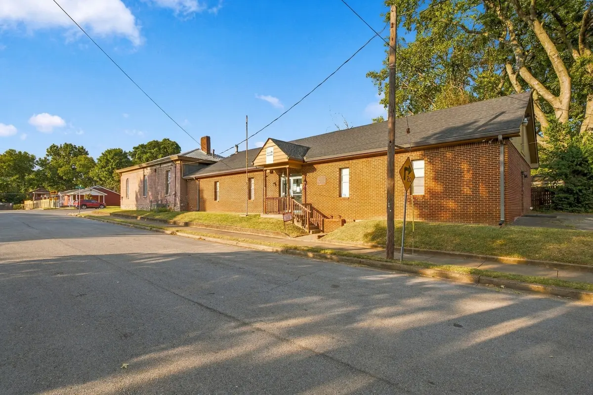 610 Boscobel St, Nashville, TN 37206