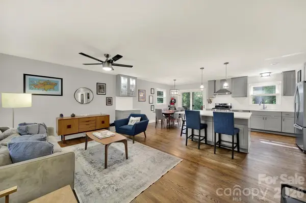 7439 Watercrest RD, Charlotte, NC 28210