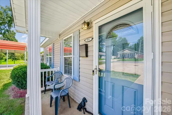 551 Porter ST, Charlotte, NC 28208