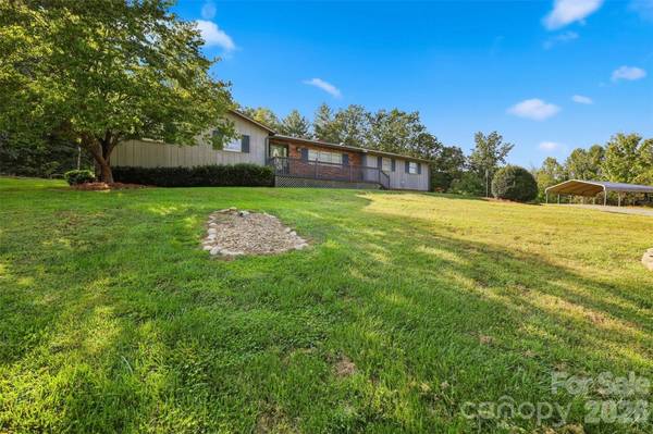 258 Nine Patch LN, Taylorsville, NC 28681
