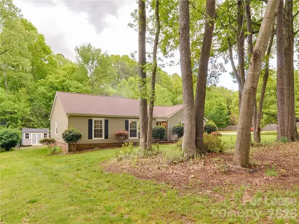 7600 Winterset DR, Charlotte, NC 28270