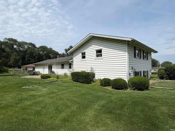58553 Ardmore DR, Elkhart, IN 46517-2256