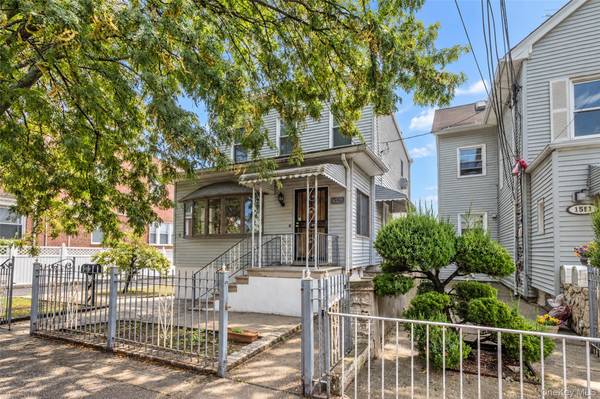 1559 Hollywood AVE, Bronx, NY 10461