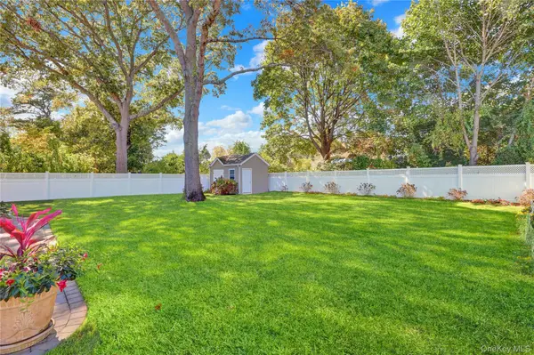 1456 Pine Acres BLVD, Bay Shore, NY 11706