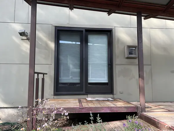 933 Pennsylvania ST, Lawrence, KS 66044