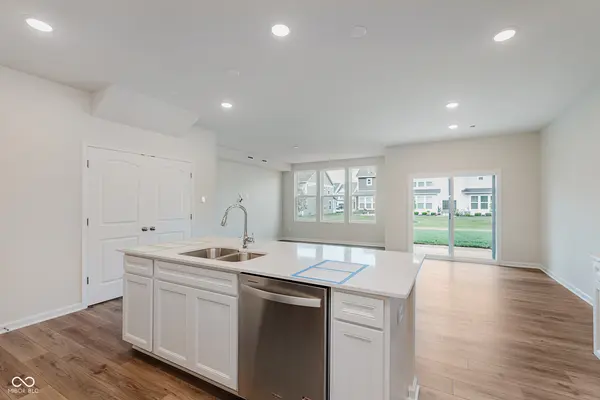 699 Garrow DR, Westfield, IN 46074