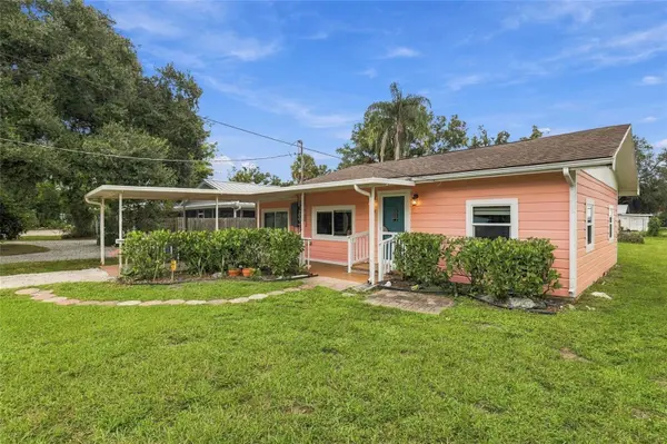 304 MOUNT PLEASANT RD, Nokomis, FL 34275