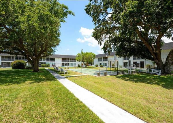 105 47TH AVENUE DR W #377, Bradenton, FL 34207